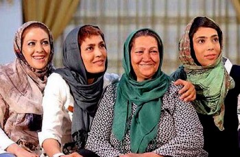 خواهران منصوریان به دلیل پوشش نامناسب از پخش رادیو اخراج شدند!