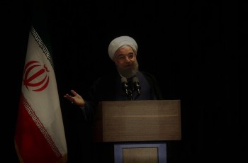 حسن روحانی دولت خویش را مظلوم ترین دولت تاریخ انقلاب خواند