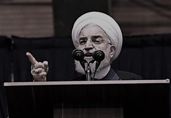 روحانی: بر چه مبنایی عکس بزرگان ایران را ممنوع می‌کنید؟