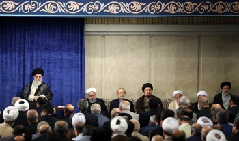رهبر انقلاب: ایران نمی تواند با آمریکا تعامل کند
