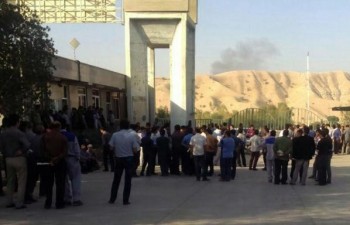 تهدید به اخراج کارگران سیمان مسجد سلیمان با ادامه اعتراض ها