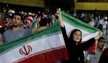 فیفا: زنان ایران باید اجازه حضور در ورزشگاه‌ها را داشته باشند