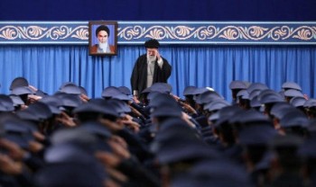 رهبر انقلاب: باید قوی شویم تا جنگ نشود