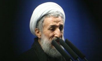 کسی که در مقابل ولی فقیه باشد مخالف اهل بیت است