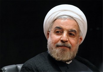 روحانی: اسلام نه دین جنگ که دین مردم سالاری و صلح است