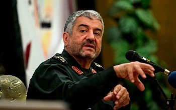 درصد قشر فقیر مطلق ایران بعد از انقلاب به زیر ده درصد رسیده است