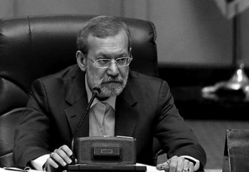رئیس مجلس ایران از سیل زدگان خواست مضطرب نباشند