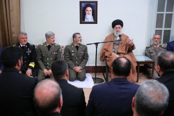 رهبرانقلاب: کاری کنید تا دشمنانِ ایران حتی جرأت تهدید ملت بزرگ ایران را نداشته باشند