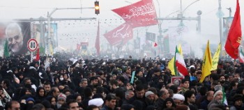 تعدادی از تشییع‌کنندگان پیکر سردار سلیمانی در کرمان جان باختند