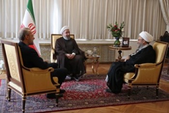 روحانی: همه باید دست به دست هم دهیم