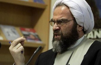 یعنی چه که آقای جنتی می گویند «می خواهند به زور وارد محلس خبرگان شوند و مشکل ایجاد کنند»