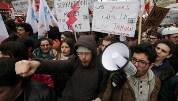 تظاهرات ضد قانون کار با همراهی دانش‌آموزان در فرانسه همراه شد