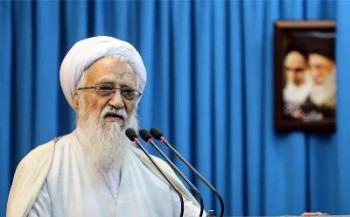 موحدی کرمانی: روح شهید سلیمانی آمریکا را رها نخواهد کرد