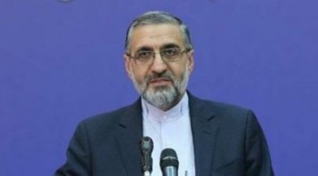 مراسم تشییع شهید سلیمانی یک رفراندوم بزرگ خیابانی بود