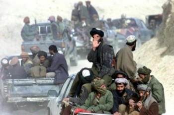 زنان افغان می‌توانند با داشتن حجاب به محل کار بازگردند