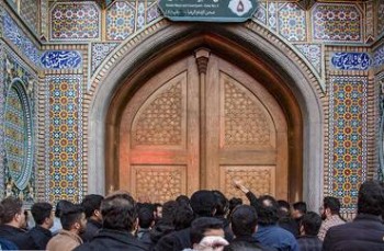 حمله ور شدن به اماکن مقدسه مخالفت با ولی فقیه است