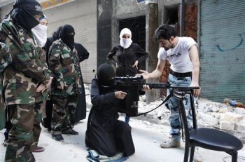 داعش چگونه دختران اروپایی را مي‌فريبد؟