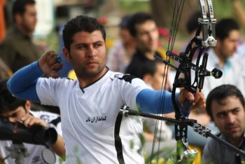 تعویض زمین با پتو؛ از نائب قهرمان جهان با پتو تجلیل شد