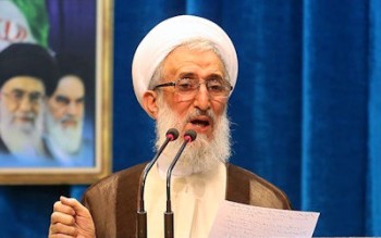 خطیب نماز جمعه تهران: دین از آب خوردن هم حیاتیتر است خطیب نماز جمعه تهران: دین از آب خوردن هم حیاتیتر است