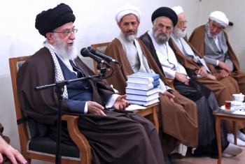 رهبر انقلاب: توجه حوزه‌های علمیه به فلسفه بسیار مهم است