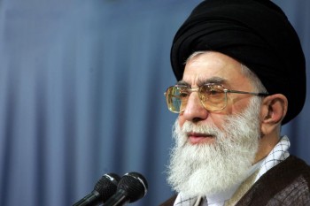 رهبر انقلاب: ایران شجاعانه در مقابل نظام سلطه ایستاده است