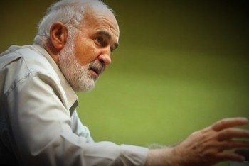 میرحسین موسوی از روحانی بهتر بود