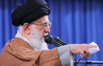 رهبر انقلاب: برخی از کشورهای اسلامی توبه کنند