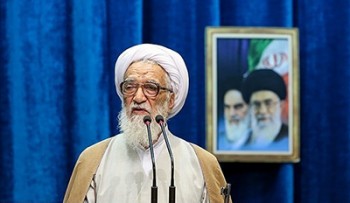 موحدی کرمانی: خداوند انقلاب را حفظ کرد