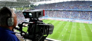  ورزشگاه نقش جهان، از شرایط پوشش زنده تلویزیونی بازی ها برخوردار نیست