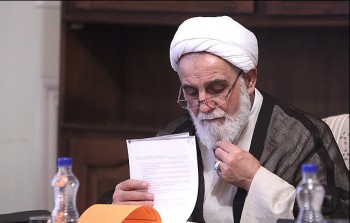 ناطق نوری: حسن روحانی اصلح است 