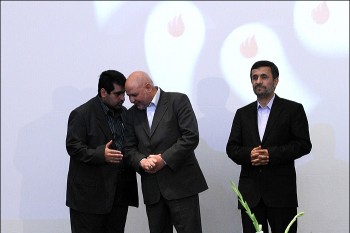 میر کاظمی: با وضعیت امروز مردم احمدی نژاد را ترجیح می دهند