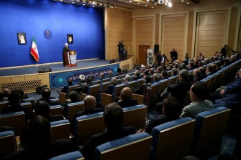 روحانی: نمی‌پذیریم که هر کسی در هر شهری با زندگی مردم بازی کند