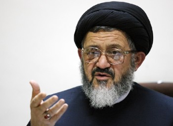 اکرمی: آغازگر فتنه 88 احمدی‌نژاد بود