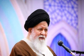 امام خمینی از داخل قبر حکومت می‌کند