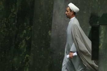 لیدر بی‌حجاب‌ها بهایی هستند و برای اسرائیل جاسوسی می‌کنند
