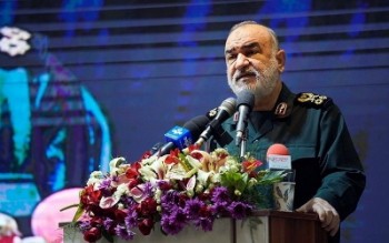 کار ما با دشمنان تمام نشده است