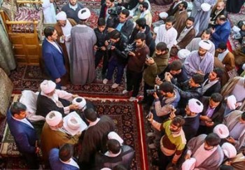 تنها سه درصد از روحانیون ایران از انقلاب منتفع شدهاند تنها سه درصد از روحانیون ایران از انقلاب منتفع شدهاند