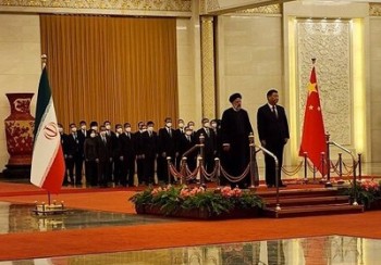 ایران و چین ۲۰ سند همکاری امضا کردند