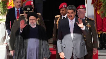 ایران و ونزوئلا ۱۹ سند همکاری امضا کردند
