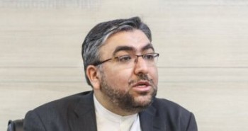 هیچ ملتی به جز ملت ایران قادر به مقاومت در برابر تحریم ها نیست