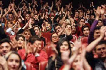 اگر کنسرت دغدغه مردم نیست چرا هر هفته به آن اشاره می‌شود؟