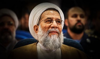 شیوه ترامپ در مقابل رهبری، شیوه ابوسفیان در مقابل حضرت محمد است