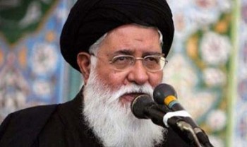 علم الهدی: جان بولتون را مثل یک سگ از کاخ سفید بیرون انداختند 