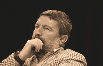 حضرتی: دولت روحانی، بی‌تصمیم، دیر تصمیم و بدتصمیم است