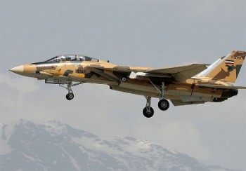 یک فروند هواپیمای «اف-۱۴» ارتش در اصفهان سقوط کرد