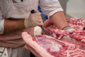 ۸.۲ درصد خانوارهای ایرانی در سال گذشته گوشت قرمز مصرف نکرده اند