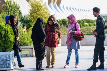 گشت ارشاد خوشسلیقه عمل نمی کند گشت ارشاد خوشسلیقه عمل نمی کند