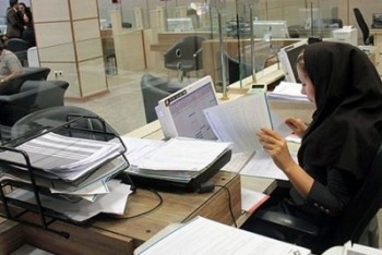 کارمندان ایران موظف به رعایت شاخصه‌های حجاب شدند