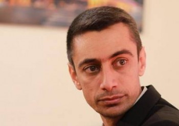 مهدی حاجتی به یک سال حبس و دو سال تبعید محکوم شد