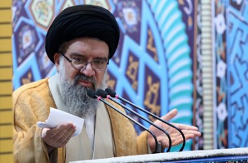 با مشت بر دهان اغتشاشگران می زنیم با مشت بر دهان اغتشاشگران می زنیم